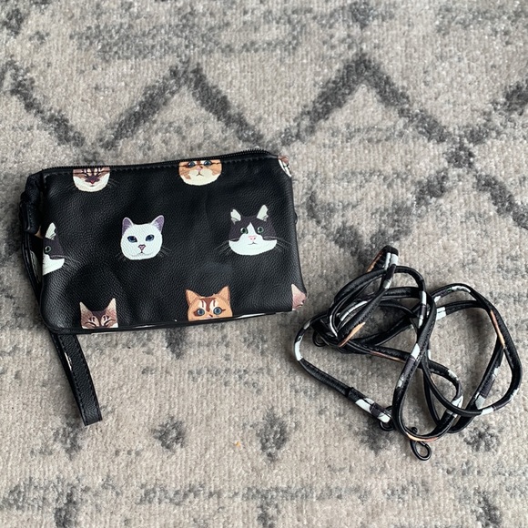 Kitty Wristlet - Picture 6 of 7